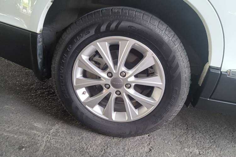 Used Haval H6 2018 Sport Edition 1.5T Automatic Two-Wheel Drive Elite Model China V Standard Right Rear Wheel Hub