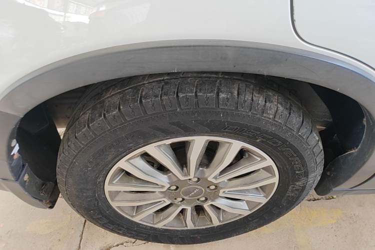 Used Haval H6 2018 Sport Edition 1.5T Manual Two-Wheel Drive Elite Model China V Standard Right Rear Wheel Hub
