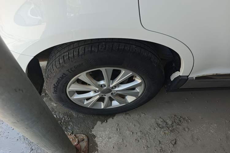 Used Haval H6 2018 Blue Label Sport Edition 1.5T Automatic Two-Wheel Drive Elite Model Right Rear Wheel Hub