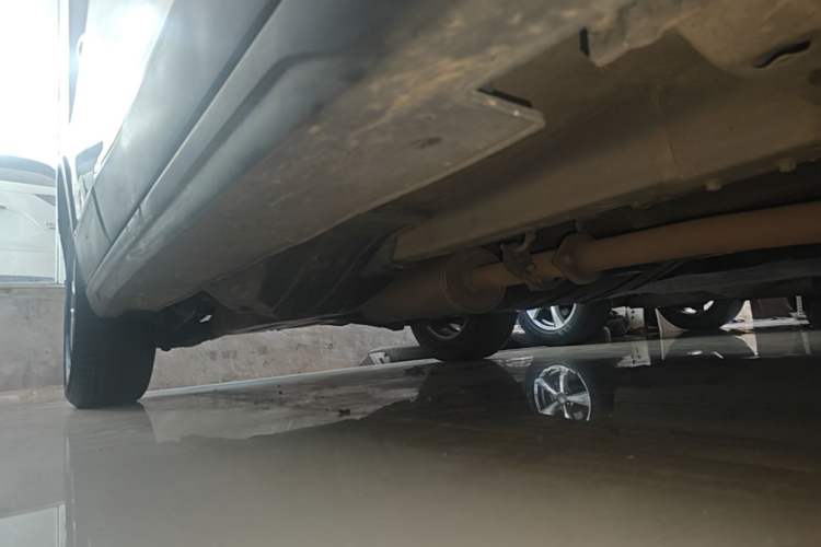 Used Haval H6 2018 Red-Label Sport Version 1.5T Manual Two-Wheel Drive Elite Model Right Side Sill