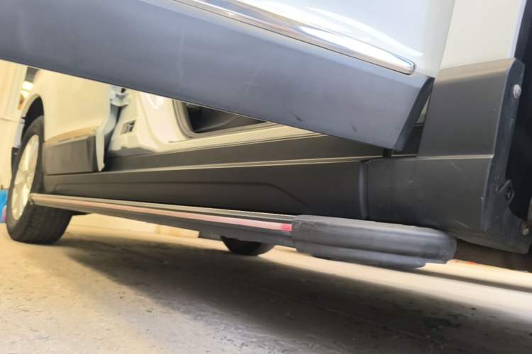 Used Haval H6 2018 Blue Label Sport Edition 1.5T Automatic Two-Wheel Drive Elite Model Right Side Sill