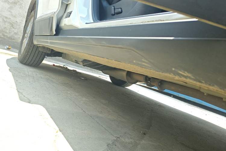 Used Haval H6 2018 Red-Label Sport Edition 1.5T Automatic Two-Wheel Drive Prestige Model Right Side Sill