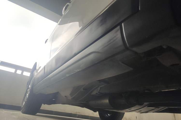 Used Haval H6 2018 Blue Label Sport Edition 1.5T Automatic Two-Wheel Drive Elite Model Right Side Sill