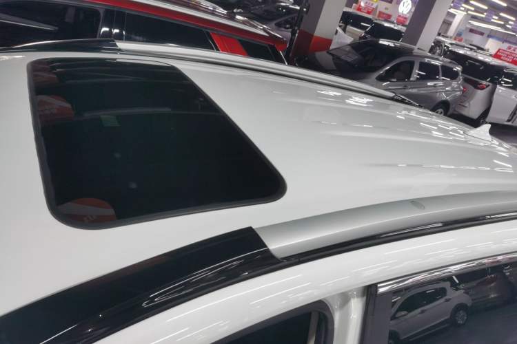 Used Haval H6 2018 Red-Label Sport Edition 1.5T Automatic Two-Wheel Drive Elite Model Roof