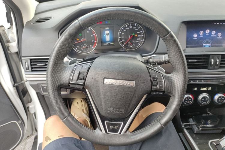 Used Haval H6 2018 Sport Edition 1.5T Automatic Two-Wheel Drive Elite Model China V Standard Steering Wheel