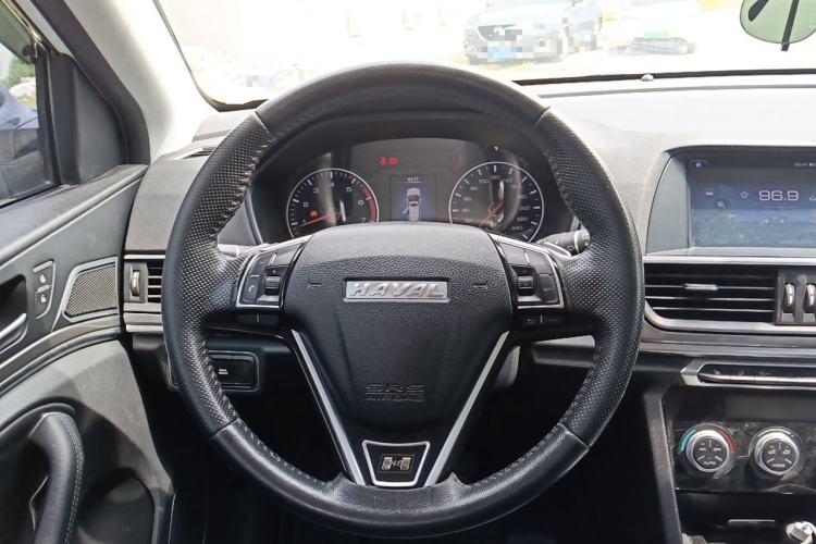 Used Haval H6 2018 Sport Edition 1.5T Automatic Two-Wheel Drive Elite Model China V Standard Steering Wheel
