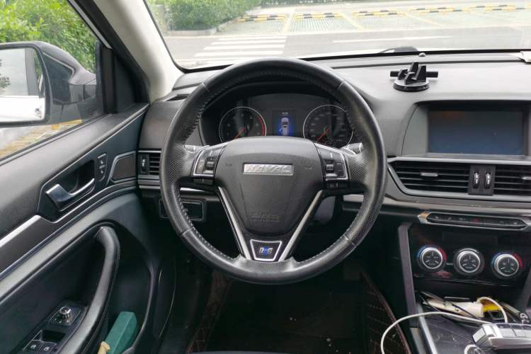 Used Haval H6 2018 Blue Label Sport Edition 1.5T Automatic Two-Wheel Drive Elite Model Steering Wheel