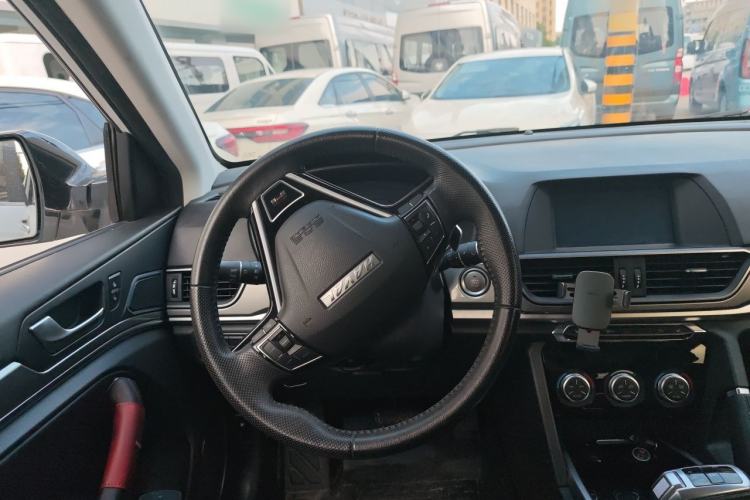 Used Haval H6 2018 Red-Label Sport Edition 1.5T Automatic Two-Wheel Drive Elite Model Steering Wheel