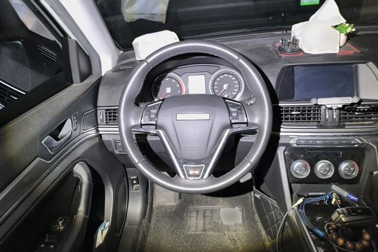 Used Haval H6 2018 Red-Label Sport Edition 1.5T Automatic Two-Wheel Drive Prestige Model Steering Wheel