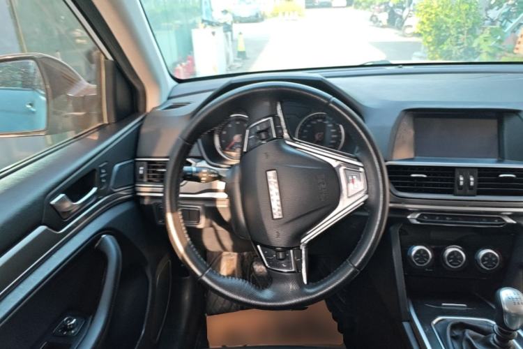 Used Haval H6 2018 Sport Edition 1.5T Manual Two-Wheel Drive Elite Model China V Standard Steering Wheel