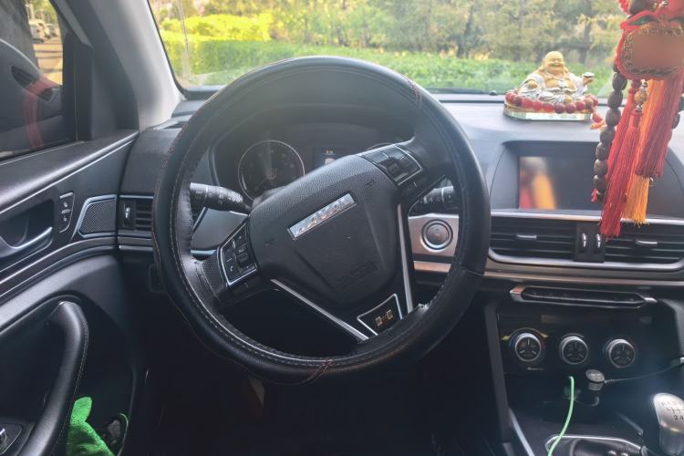 Used Haval H6 2018 Red-Label Sport Version 1.5T Manual Two-Wheel Drive Elite Model Steering Wheel