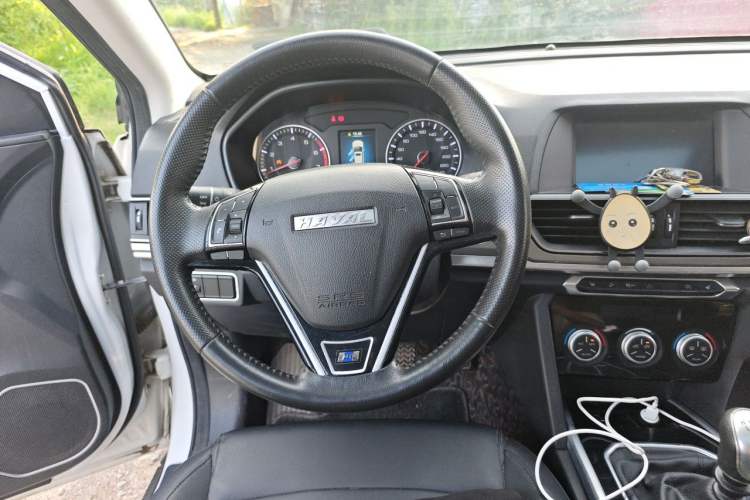 Used Haval H6 2018 Sport Edition 1.5T Manual Two-Wheel Drive Elite Model China V Standard Steering Wheel