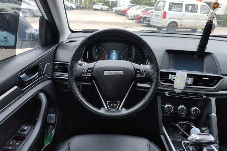 Used Haval H6 2018 Red-Label Sport Edition 1.5T Automatic Two-Wheel Drive Prestige Model Steering Wheel