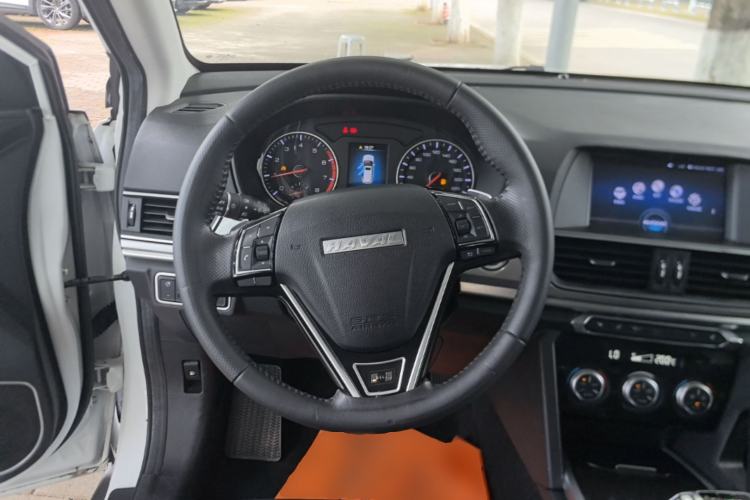 Used Haval H6 2018 Sport Edition 1.5T Automatic Two-Wheel Drive Elite Model China V Standard Steering Wheel