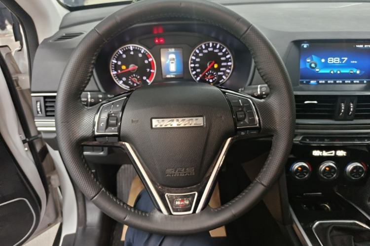 Used Haval H6 2018 Red-Label Sport Version 1.5T Manual Two-Wheel Drive Elite Model Steering Wheel