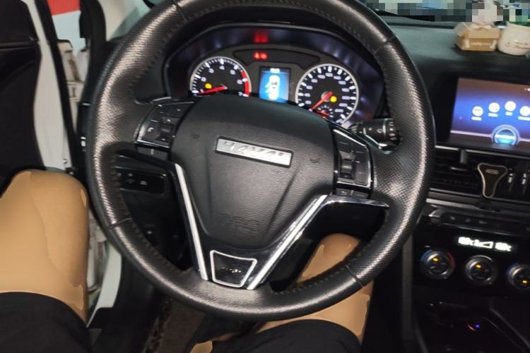 Used Haval H6 2018 Blue Label Sport Edition 1.5T Automatic Two-Wheel Drive Elite Model Steering Wheel