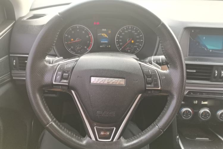 Used Haval H6 2018 Sport Edition 1.5T Automatic Two-Wheel Drive Prestige Model China V Standard Steering Wheel
