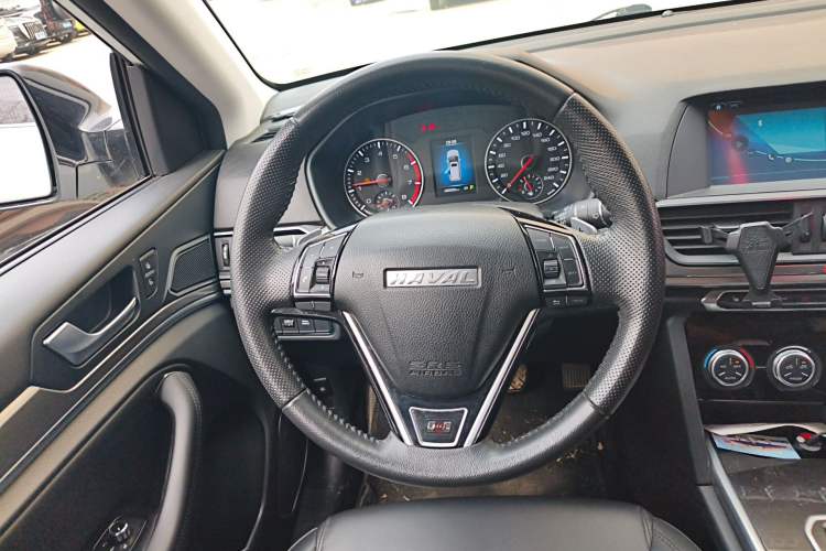 Used Haval H6 2018 Sport Edition 1.5T Automatic Two-Wheel Drive Elite Model China V Standard Steering Wheel