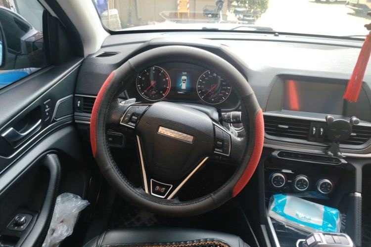 Used Haval H6 2018 Red-Label Sport Edition 1.5T Automatic Two-Wheel Drive Prestige Model Steering Wheel