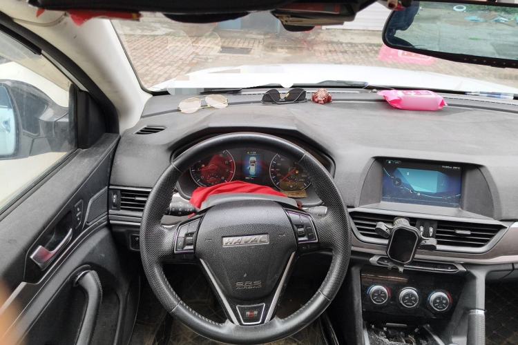 Used Haval H6 2018 Red-Label Sport Version 1.5T Manual Two-Wheel Drive Elite Model Steering Wheel
