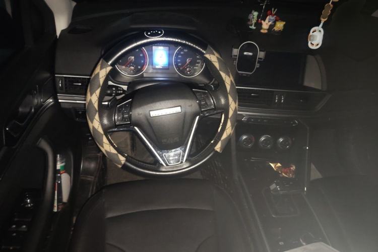 Used Haval H6 2018 Sport Edition 1.5T Automatic Two-Wheel Drive Elite Model China V Standard Steering Wheel