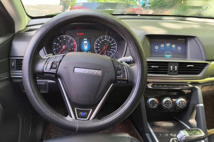 Used Haval H6 2018 Blue Label Sport Edition 1.5T Automatic Two-Wheel Drive Elite Model Steering Wheel