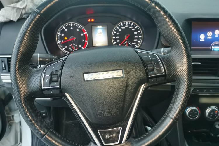 Used Haval H6 2018 Red-Label Sport Version 1.5T Manual Two-Wheel Drive Elite Model Steering Wheel