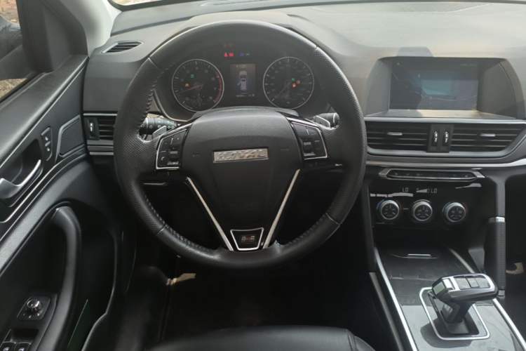 Used Haval H6 2018 Sport Edition 1.5T Automatic Two-Wheel Drive Elite Model China V Standard Steering Wheel