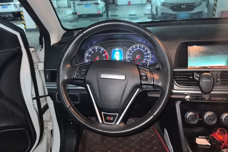 Used Haval H6 2018 Red-Label Sport Edition 1.5T Automatic Two-Wheel Drive Elite Model Steering Wheel