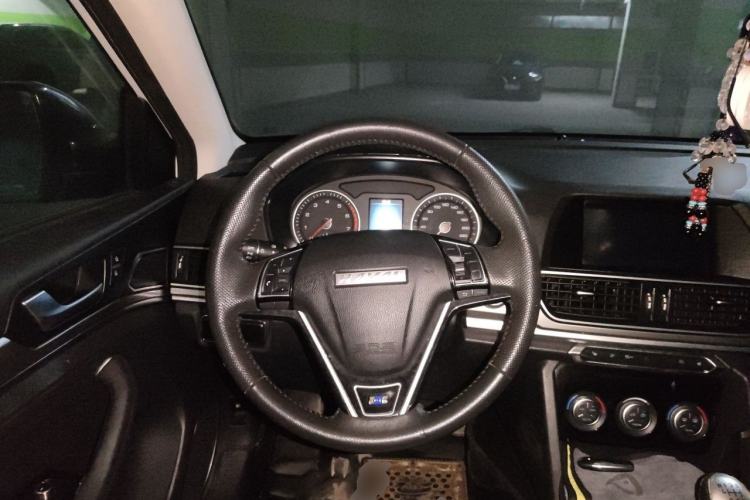 Used Haval H6 2018 Blue Label Sport Edition 1.5T Manual Two-Wheel Drive Elite Model Steering Wheel