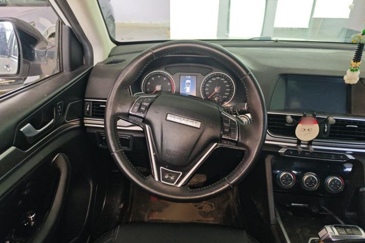 Used Haval H6 2018 Sport Edition 1.5T Automatic Two-Wheel Drive Elite Model China V Standard Steering Wheel