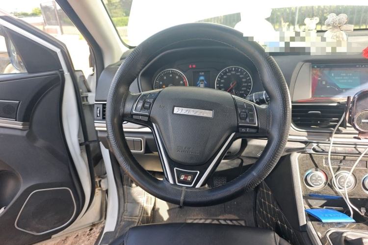 Used Haval H6 2018 Red-Label Sport Version 1.5T Manual Two-Wheel Drive Elite Model Steering Wheel