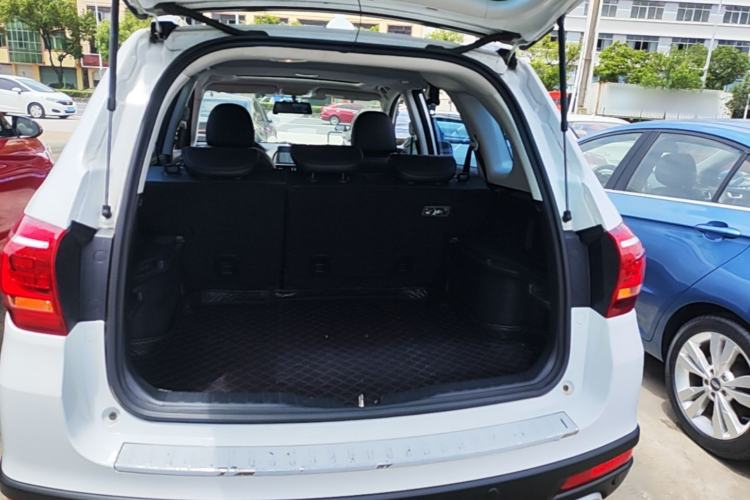 Used Haval H6 2018 Red-Label Sport Edition 1.5T Automatic Two-Wheel Drive Elite Model Trunk