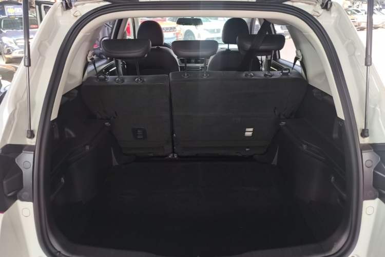 Used Haval H6 2018 Sport Edition 1.5T Automatic Two-Wheel Drive Elite Model China V Standard Trunk