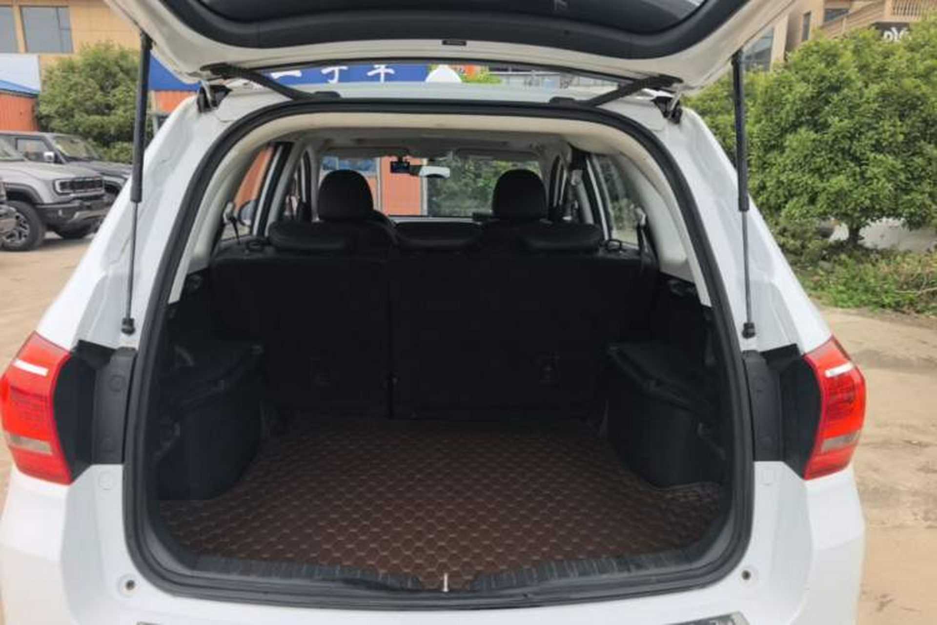 Used Haval H6 2018 Sport Edition 1.5T Automatic Two-Wheel Drive Elite Model China V Standard Trunk