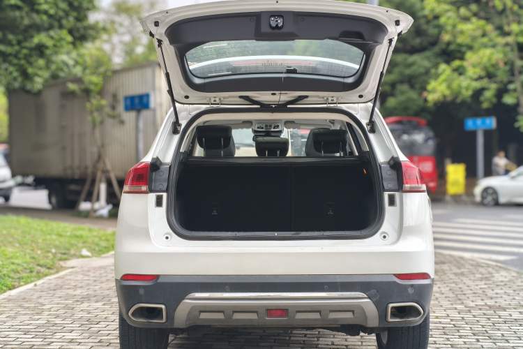 Used Haval H6 2018 Blue-Label 1.5T Automatic Luxury Model Trunk