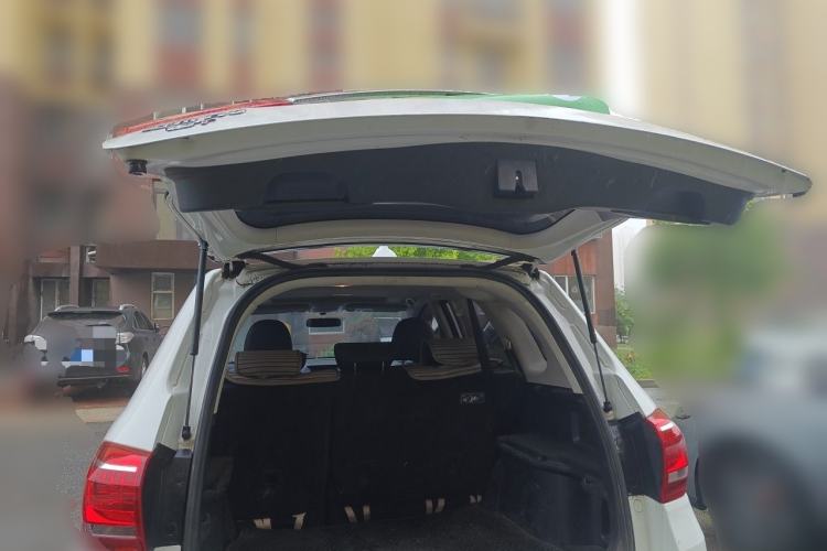 Used Haval H6 2018 Red-Label Sport Version 1.5T Manual Two-Wheel Drive Elite Model Trunk