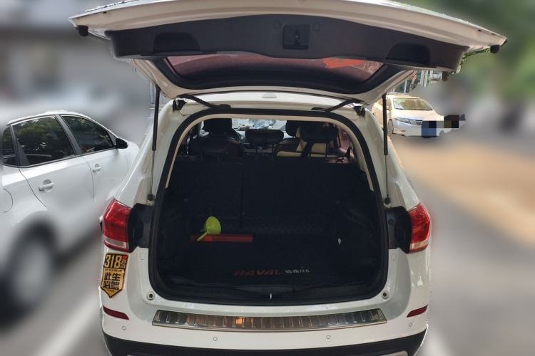 Used Haval H6 2018 Sport Edition 1.5T Manual Two-Wheel Drive Elite Model China V Standard Trunk