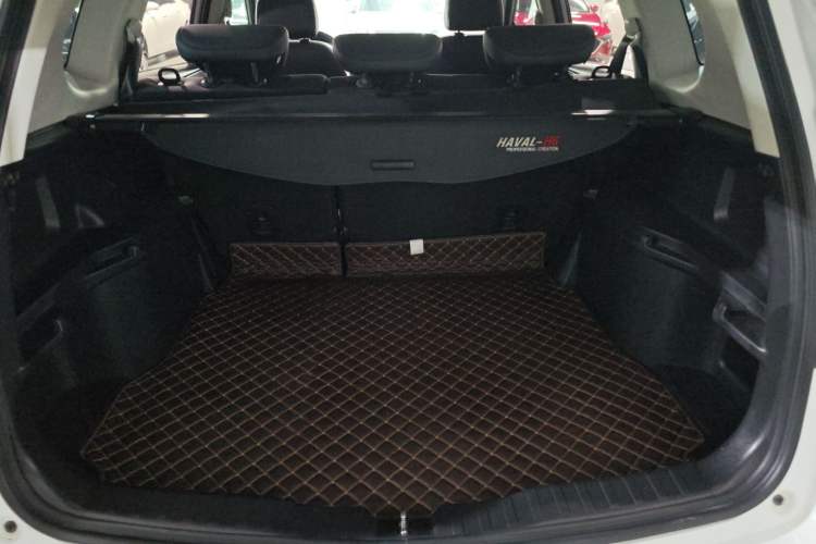 Used Haval H6 2018 Sport Edition 1.5T Automatic Two-Wheel Drive Elite Model China V Standard Trunk
