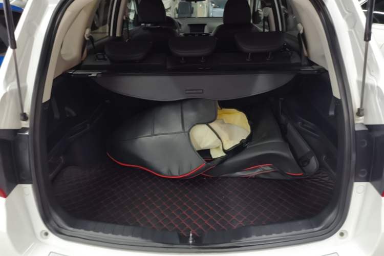 Used Haval H6 2018 Red-Label Sport Edition 1.5T Automatic Two-Wheel Drive Elite Model Trunk