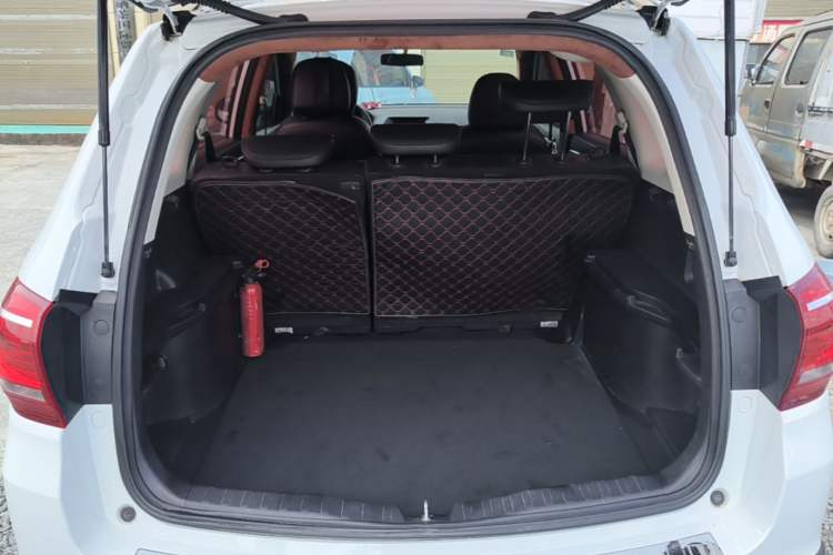 Used Haval H6 2018 Red-Label Sport Edition 1.5T Automatic Two-Wheel Drive Elite Model Trunk