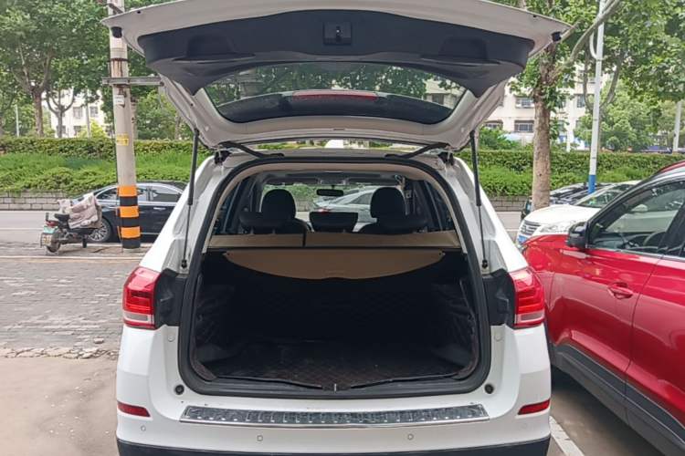 Used Haval H6 2018 Blue Label Sport Edition 1.5T Automatic Two-Wheel Drive Elite Model Trunk