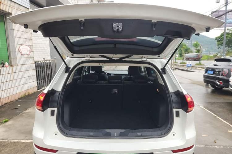 Used Haval H6 2018 Red-Label 2.0T Automatic Luxury Model Trunk