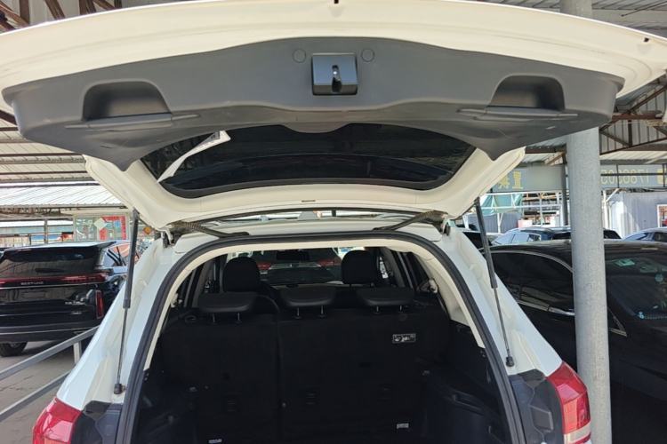 Used Haval H6 2018 Blue Label Sport Edition 1.5T Automatic Two-Wheel Drive Elite Model Trunk