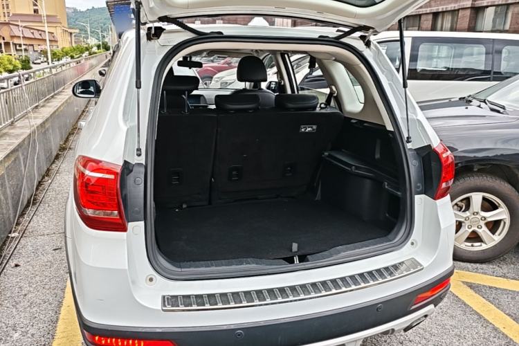 Used Haval H6 2018 Red-Label Sport Edition 1.5T Automatic Two-Wheel Drive Elite Model Trunk