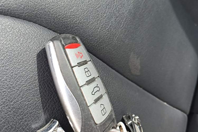 Used Haval H6 2018 Sport Edition 1.5T Automatic Two-Wheel Drive Elite Model China V Standard Vehicle Key