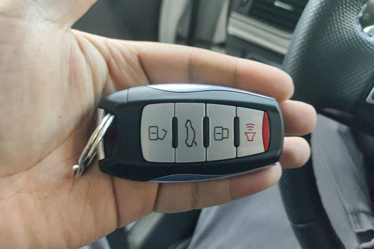 Used Haval H6 2018 Sport Edition 1.5T Automatic Two-Wheel Drive Elite Model China V Standard Vehicle Key