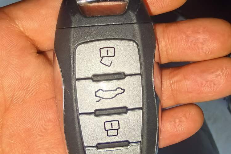 Used Haval H6 2018 Blue Label Sport Edition 1.5T Automatic Two-Wheel Drive Elite Model Vehicle Key