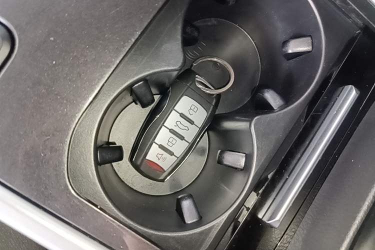 Used Haval H6 2018 Blue Label Sport Edition 1.5T Automatic Two-Wheel Drive Elite Model Vehicle Key
