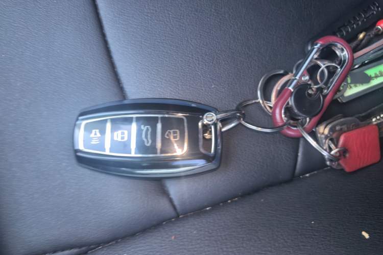 Used Haval H6 2018 Red-Label Sport Version 1.5T Manual Two-Wheel Drive Elite Model Vehicle Key